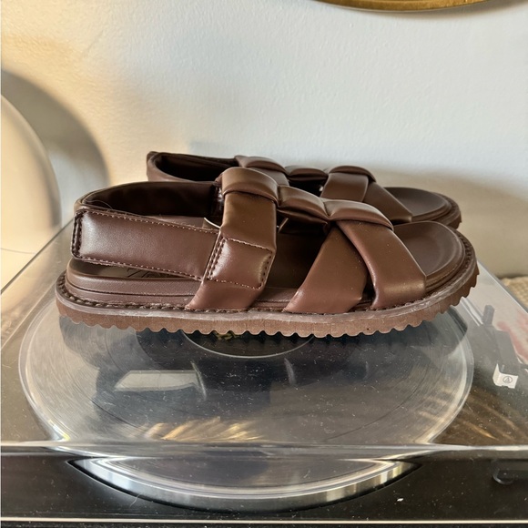 Zara Brown Grandpa Velcro Sandals | Size 8 - Picture 2 of 6